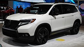2019 Honda Passport Elite AWD front NYIAS 2019.jpg